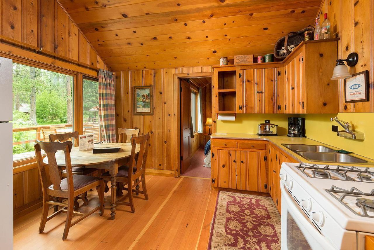 Lake Creek Lodge Bend Bagian luar foto