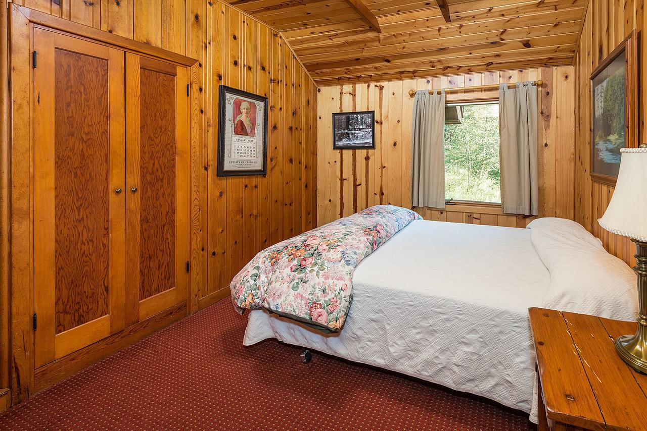 Lake Creek Lodge Bend Bagian luar foto